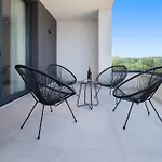 Infinity Gem Mit Beheizbarem Pool In Medulin, Istrien Villa Medulin