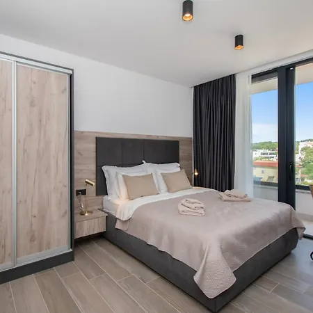 Infinity Gem Mit Beheizbarem Pool In Medulin, Istrien Medulin