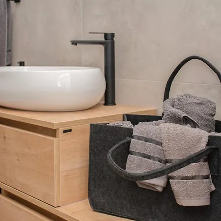 Infinity Gem Mit Beheizbarem Pool In Medulin, Istrien Medulin