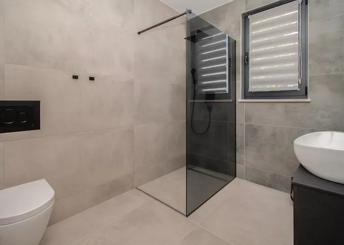 Infinity Gem Mit Beheizbarem Pool In Medulin, Istrien 메덜린