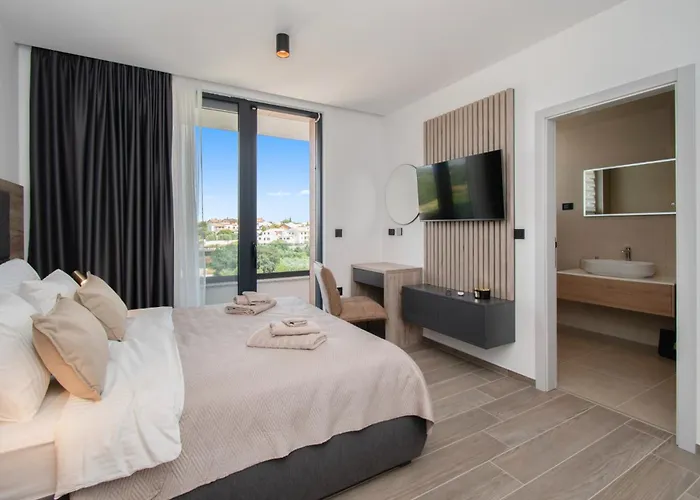 Infinity Gem Mit Beheizbarem Pool In Medulin, Istrien 빌라 *