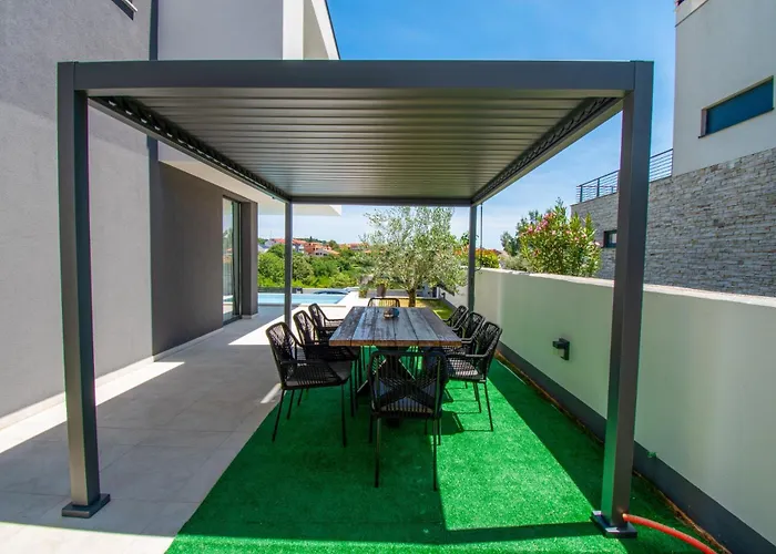 Infinity Gem Mit Beheizbarem Pool In Medulin, Istrien 메덜린